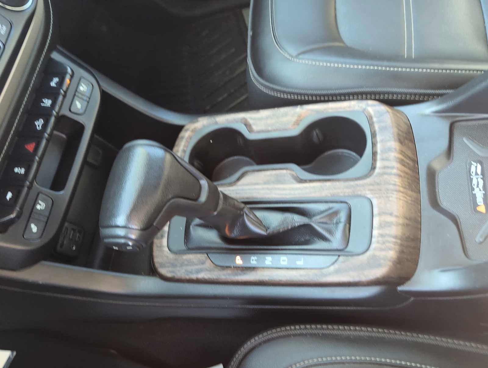 Used 2021 GMC Canyon Denali image 16