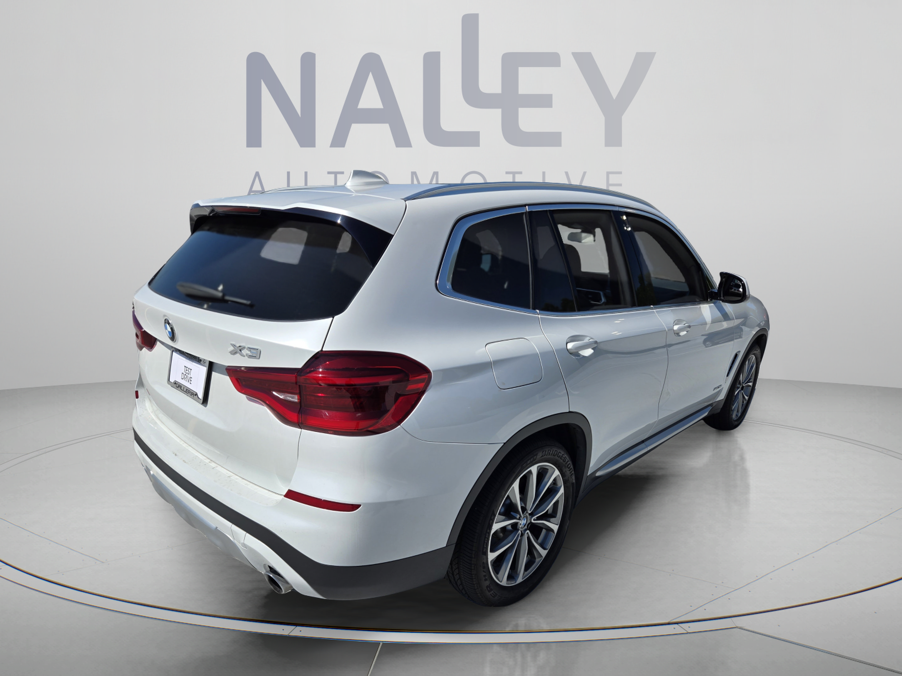 Used 2018 BMW X3 xDrive30i AWD/4WD image 5
