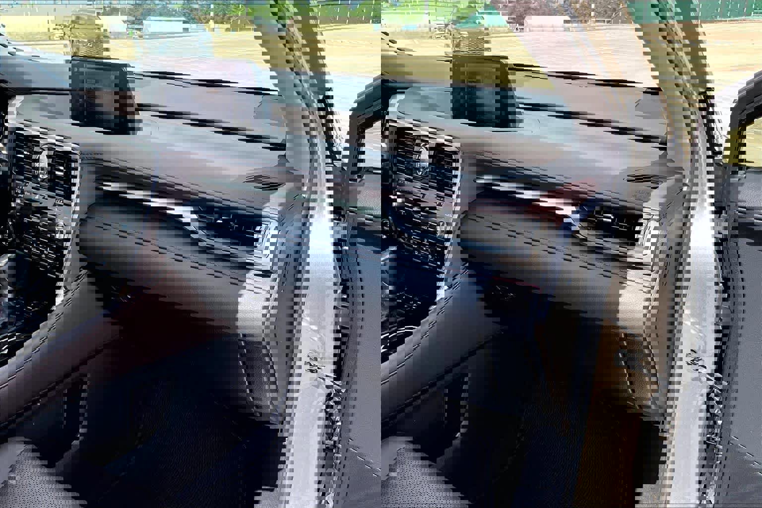 Used 2018 Lexus RX 350L FWD w/ Premium Package image 16