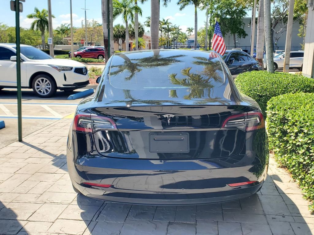 Used 2022 Tesla Model 3 image 6