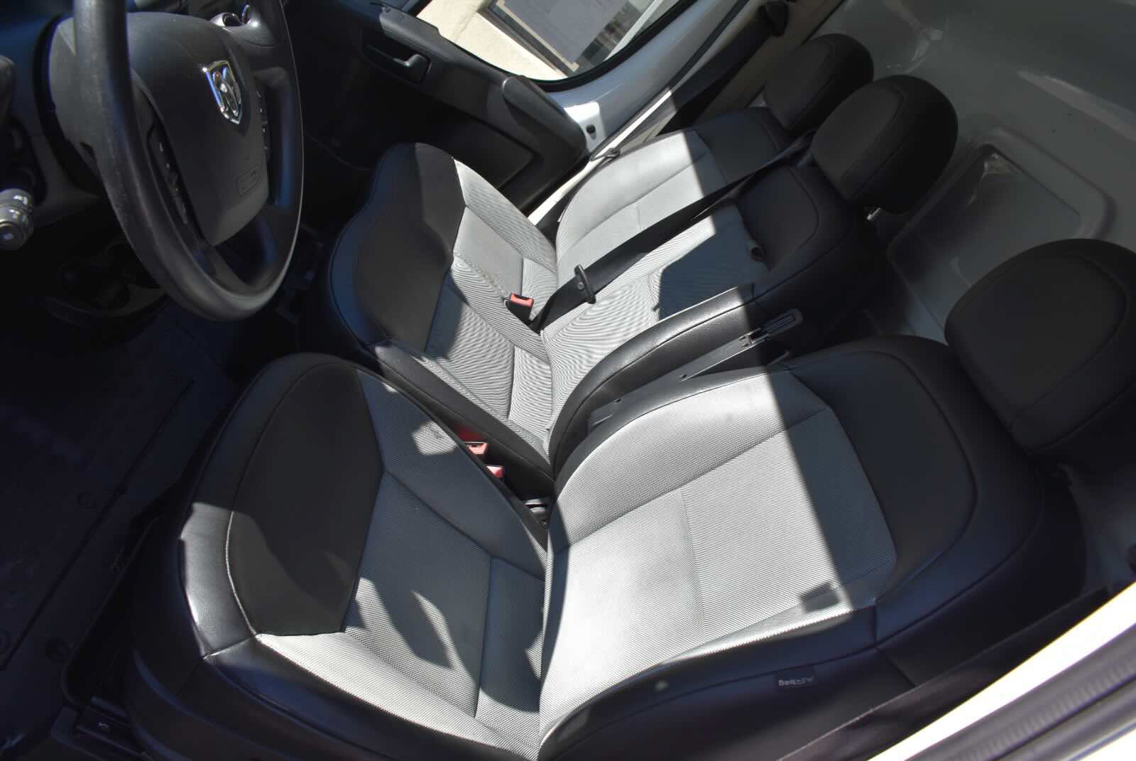 Used 2019 RAM ProMaster 2500 w/ Interior Convenience Group FWD image 12