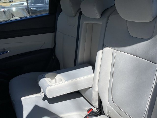 New 2025 Hyundai Tucson SE image 28