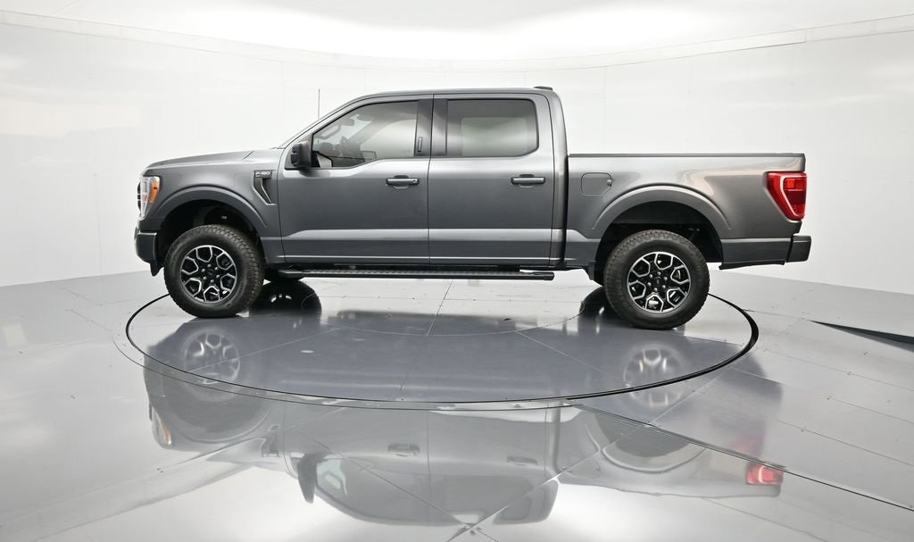 Used 2022 Ford F150 XLT w/ Equipment Group 301A Mid image 8