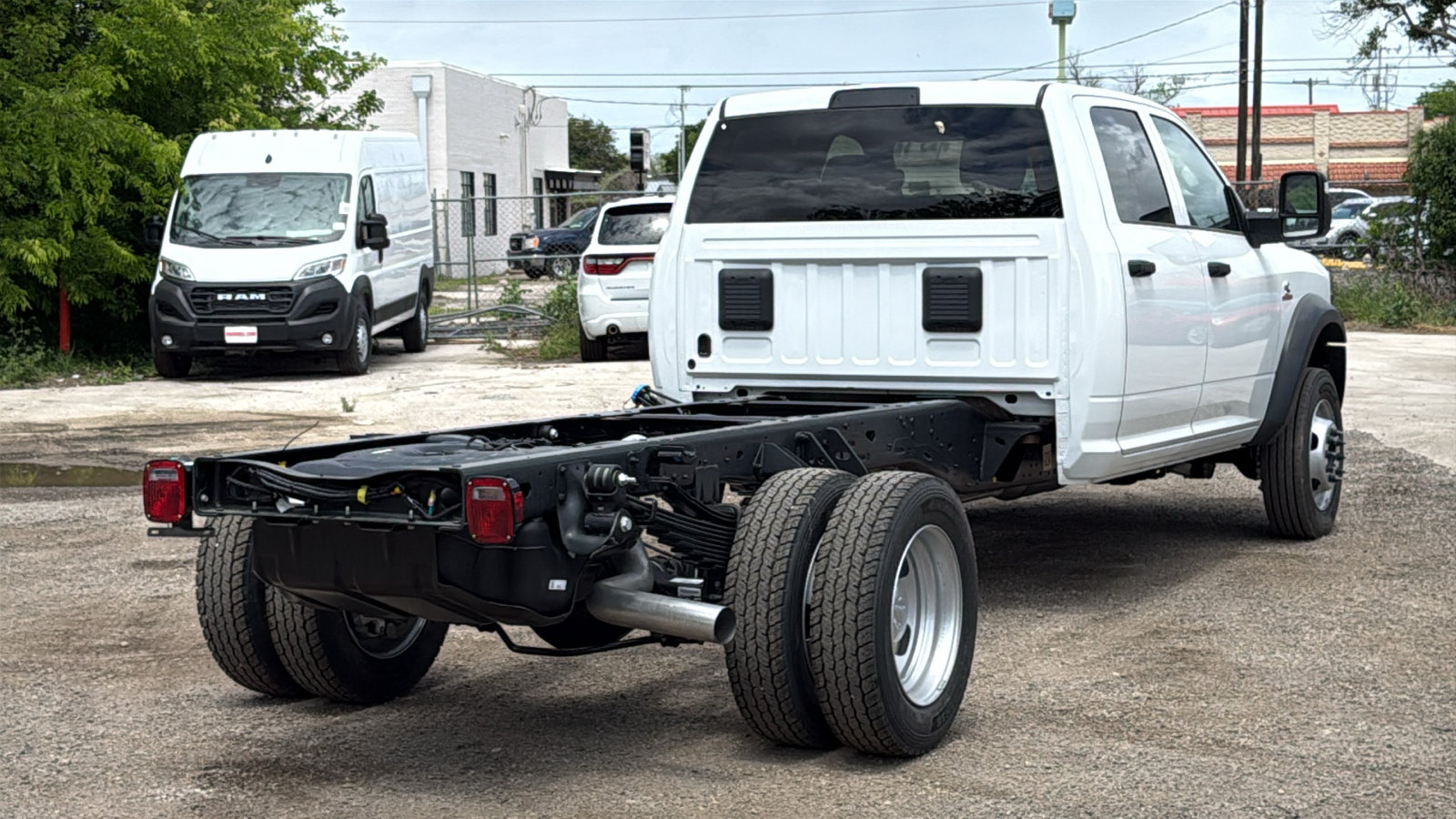 New 2026 RAM 5500 Tradesman w/ Chrome Appearance Group AWD/4WD image 5
