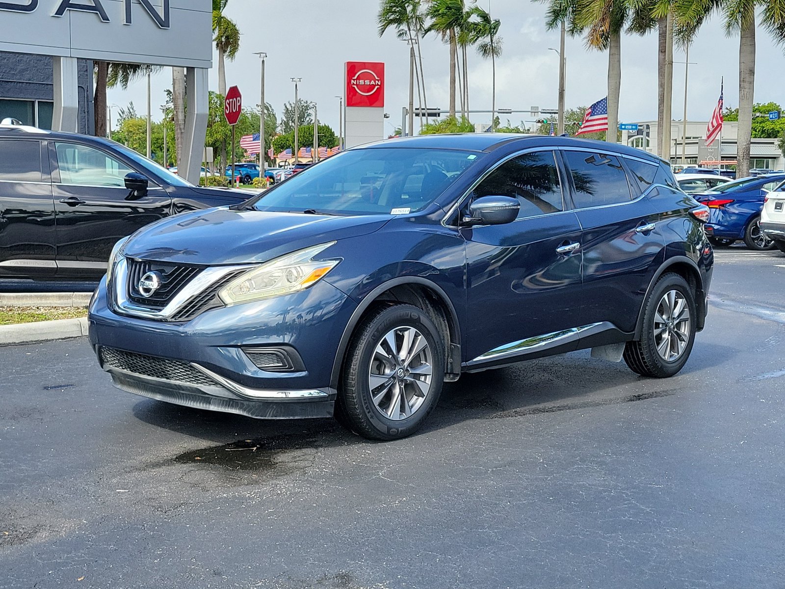 Used 2017 Nissan Murano S w/ Navigation Package FWD image 32