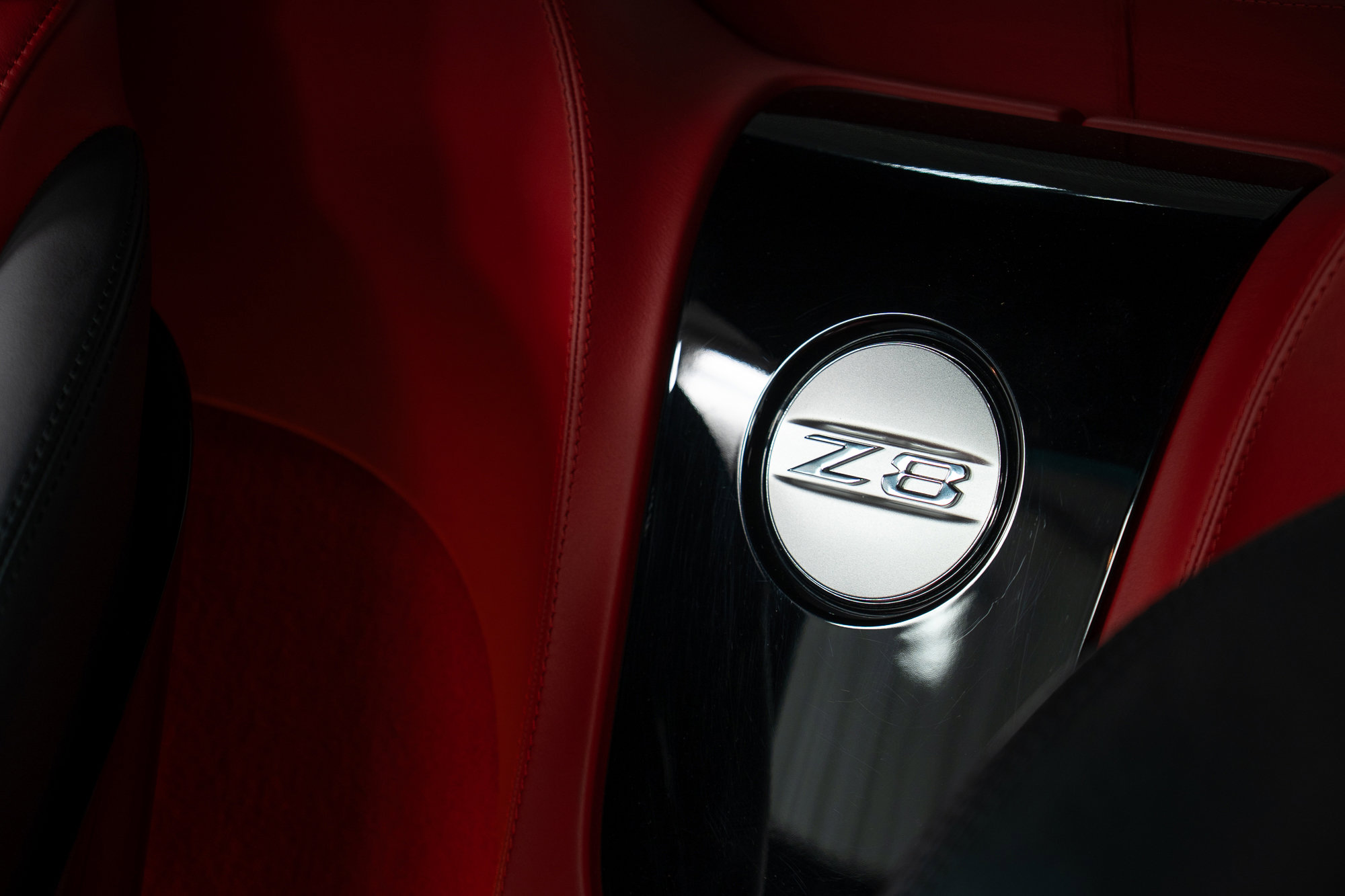 Used 2002 BMW Z8 RWD image 17