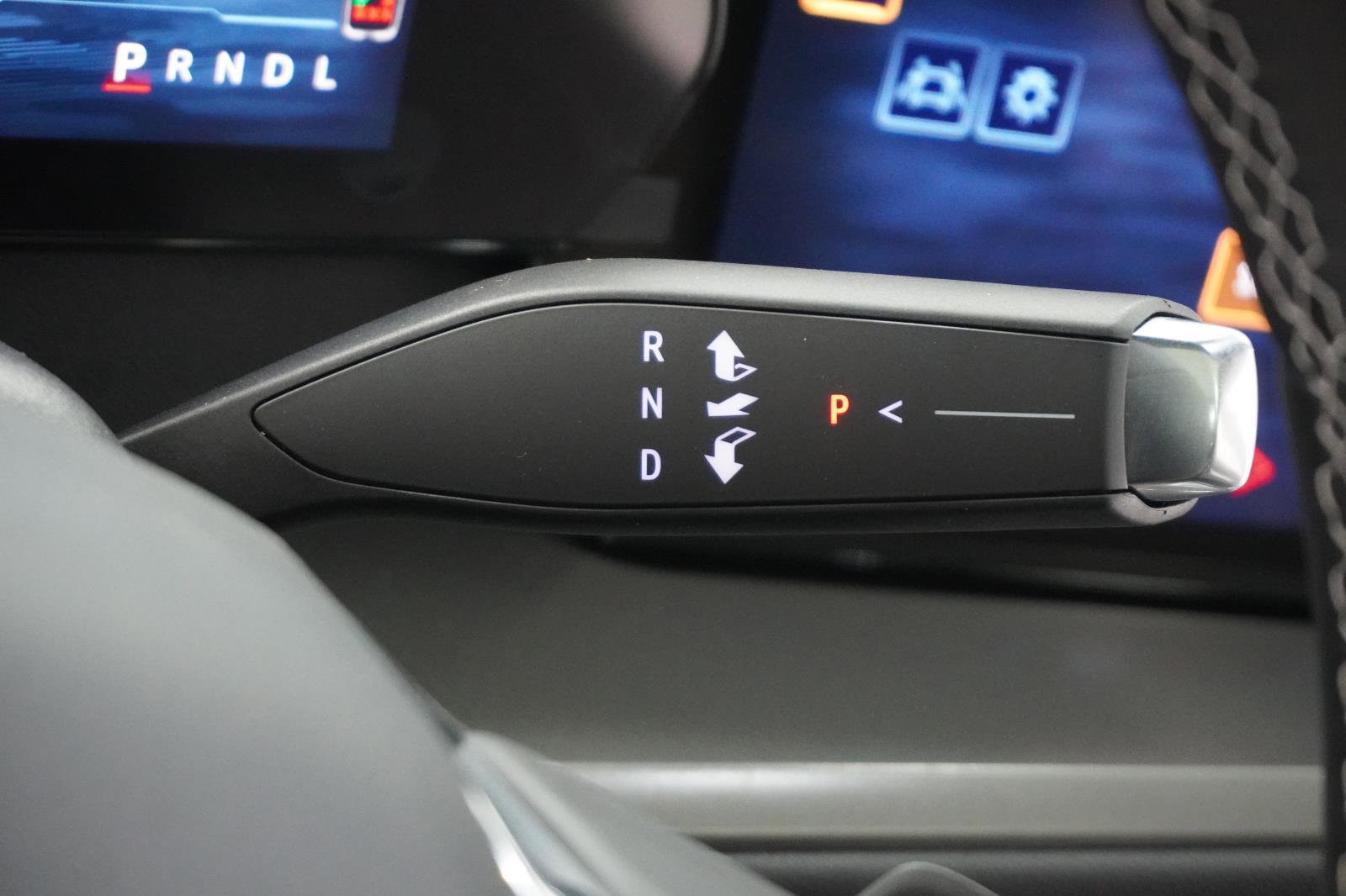 New 2026 Chevrolet Traverse LT w/ Sun and Wheel Package image 25