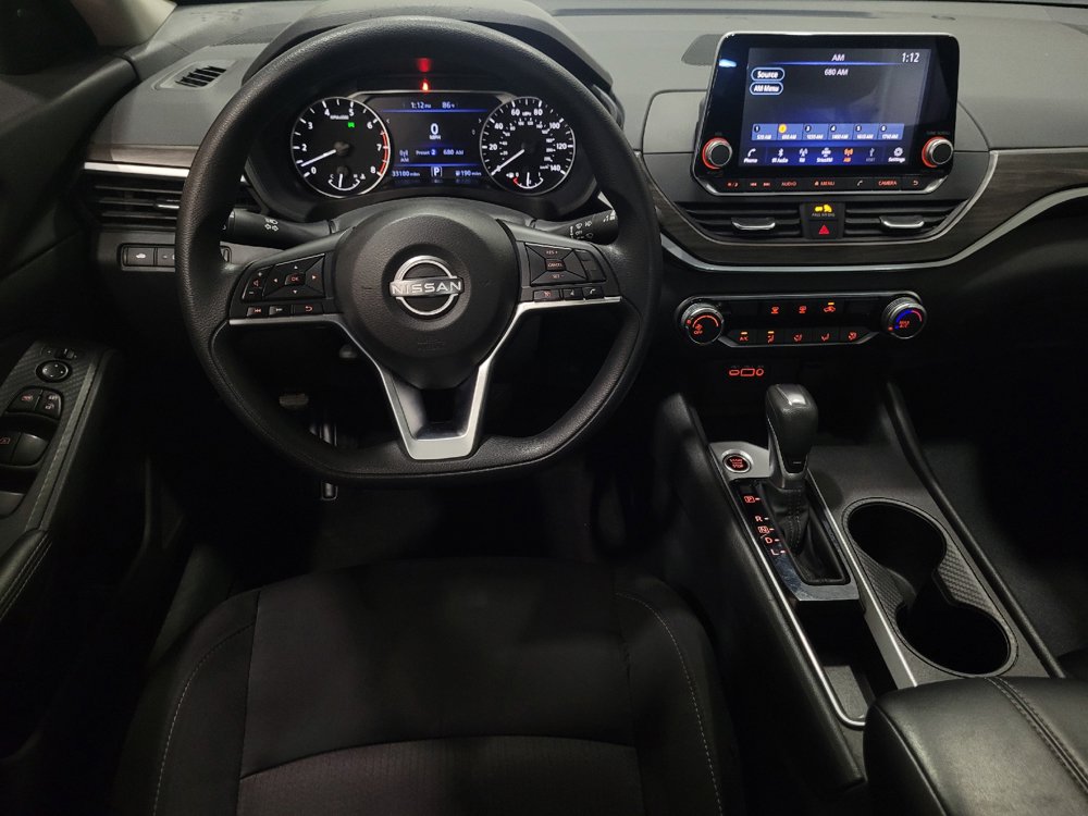 Used 2025 Nissan Altima 2.5 SV FWD image 22