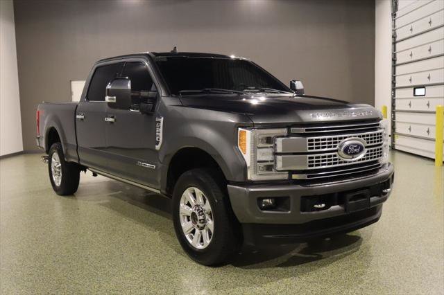 Used 2019 Ford F250 Platinum w/ Platinum Ultimate Package AWD/4WD image 1