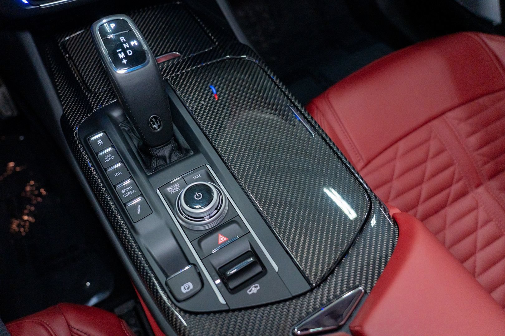 Used 2021 Maserati Levante Trofeo AWD/4WD image 54
