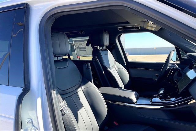 New 2026 Land Rover Range Rover Sport Dynamic SE image 12