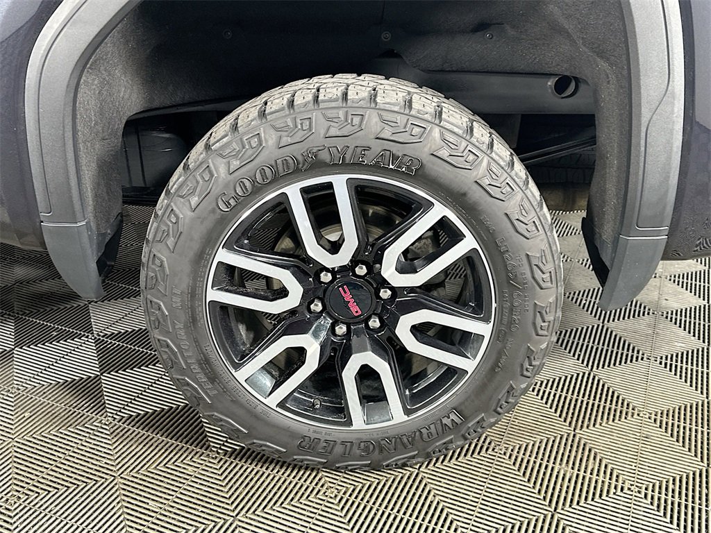 Used 2023 GMC Sierra 1500 AT4 w/ AT4 Premium Package image 34