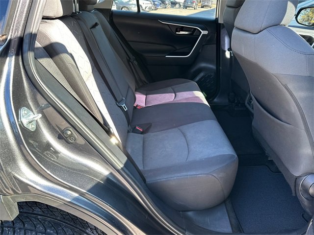Used 2021 Toyota RAV4 XLE image 15