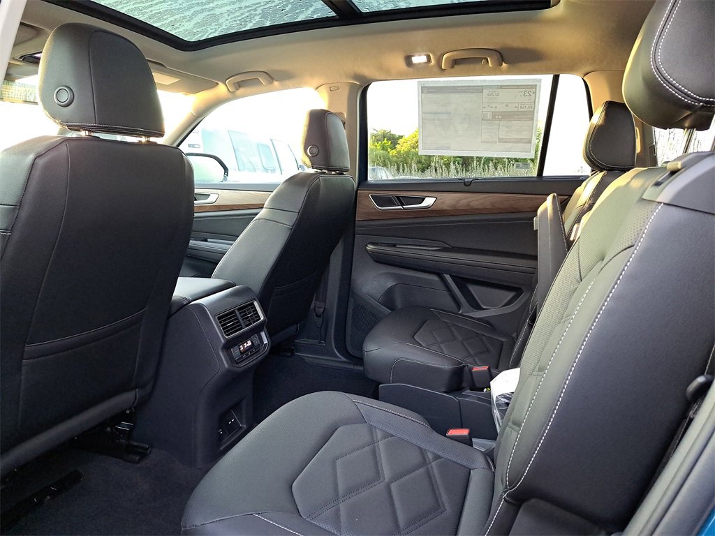 New 2026 Volkswagen Atlas SE image 5