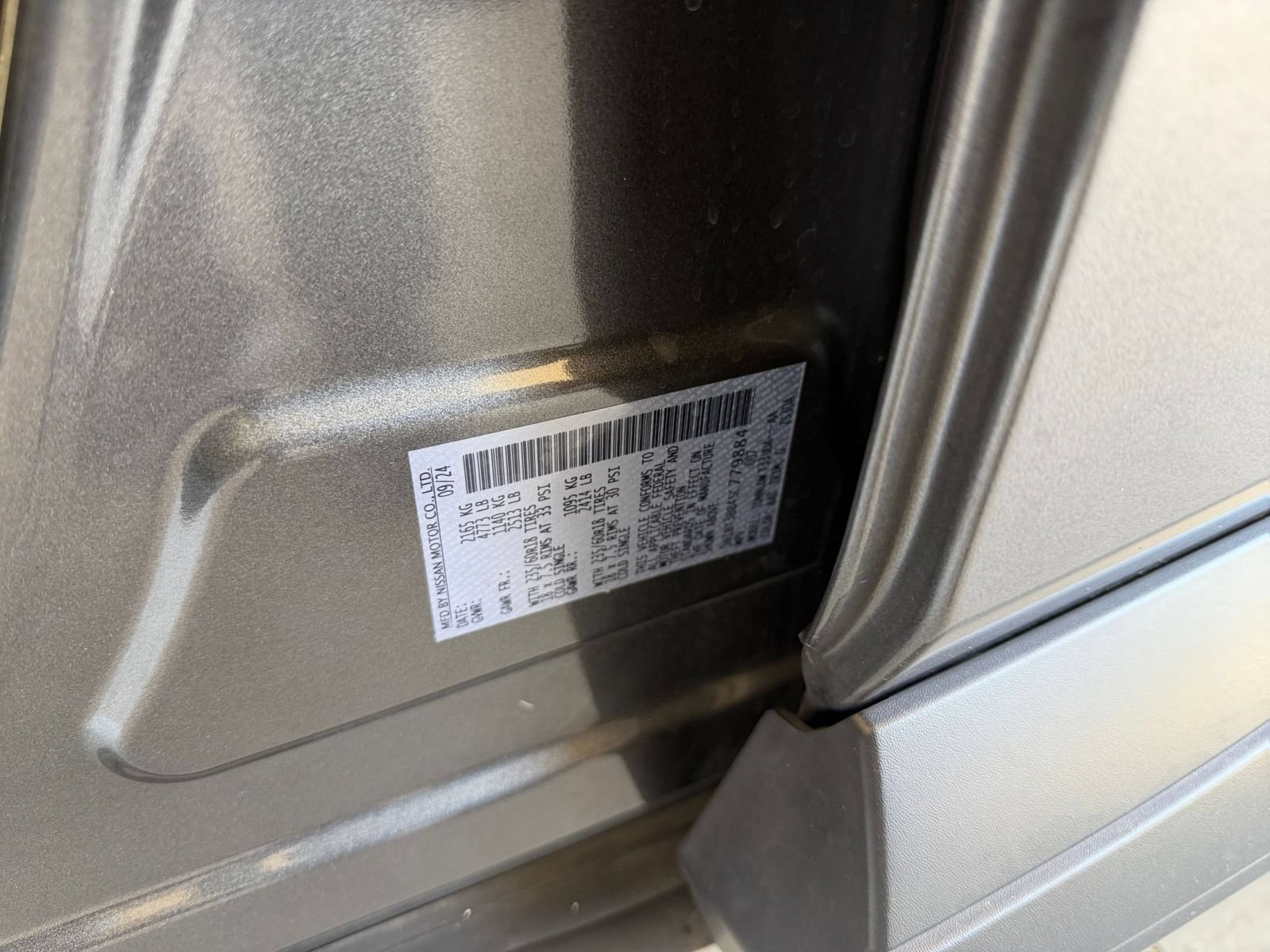Used 2025 Nissan Rogue SV AWD/4WD image 31