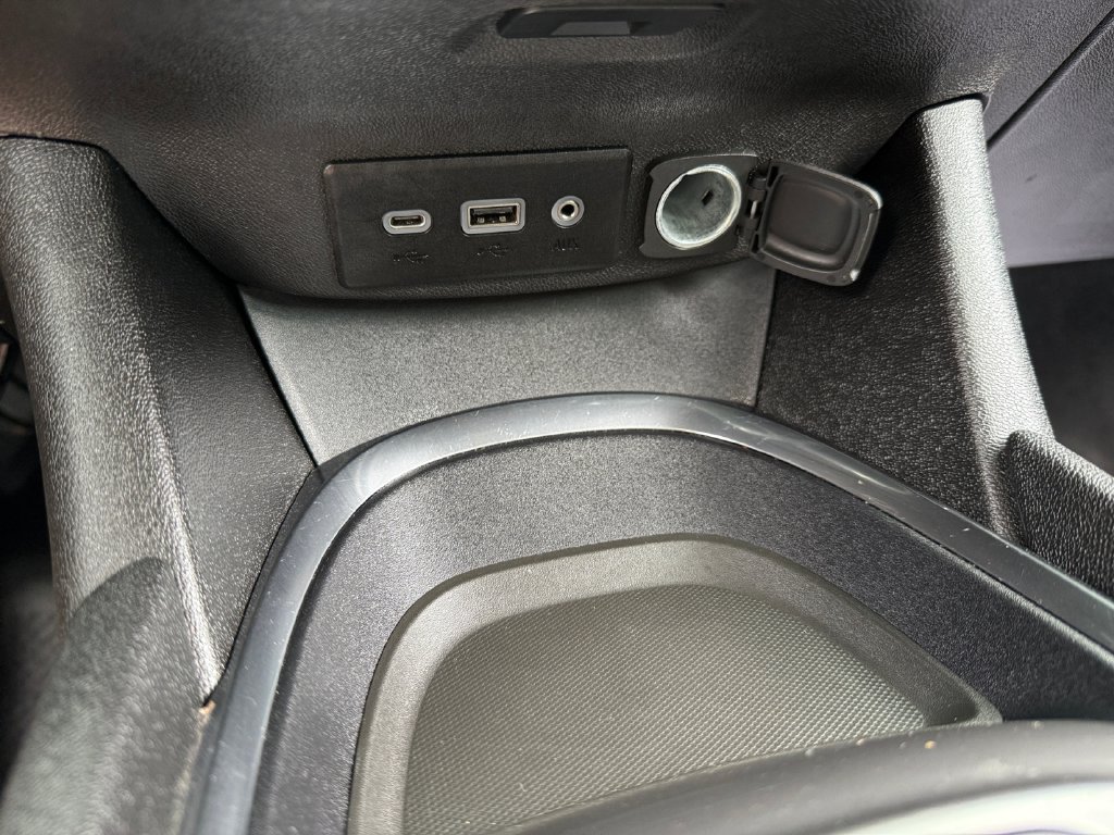 Used 2024 Chevrolet Malibu LT FWD image 35