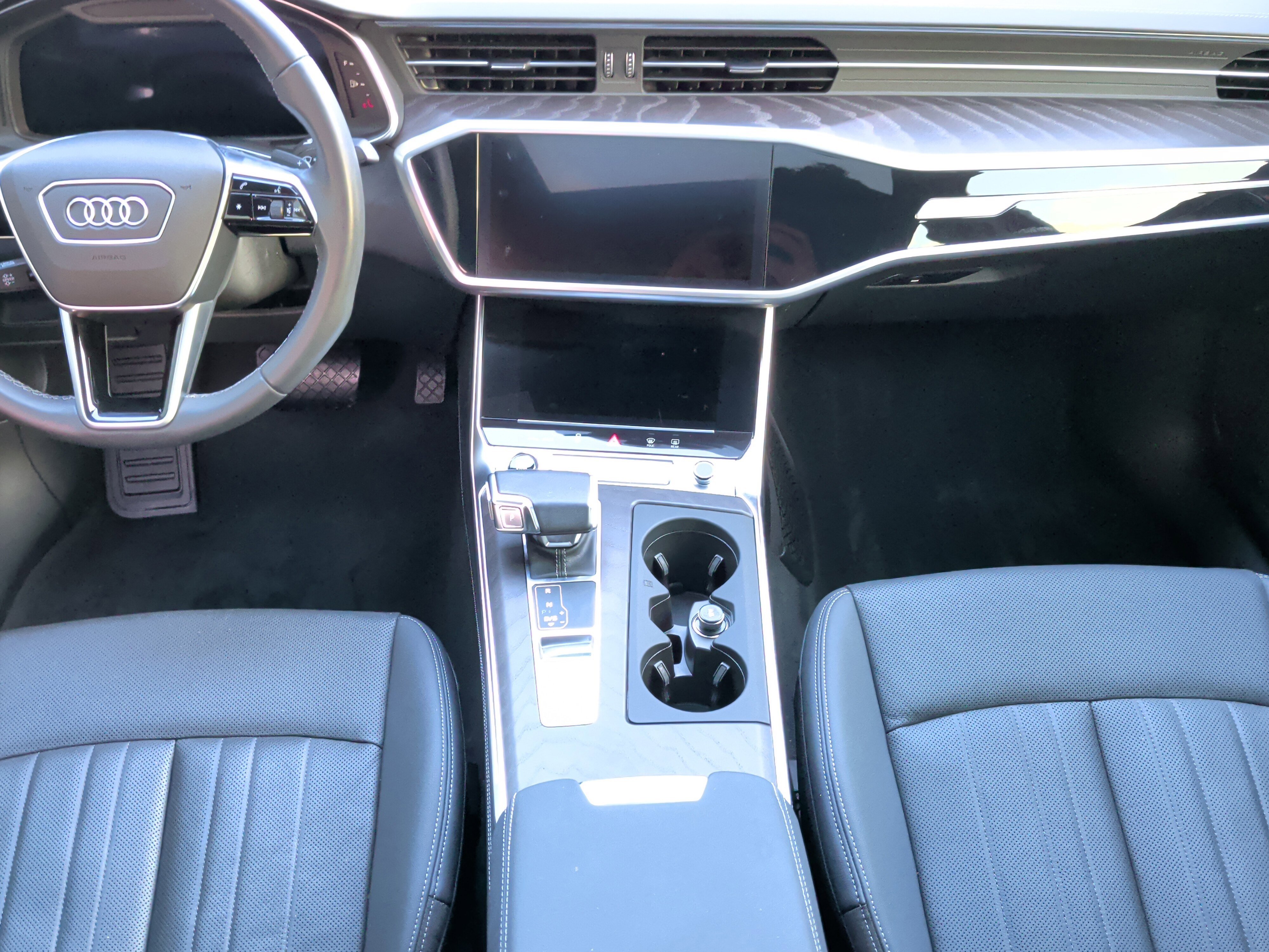 Used 2023 Audi A6 Premium Plus w/ Premium Plus Package image 31