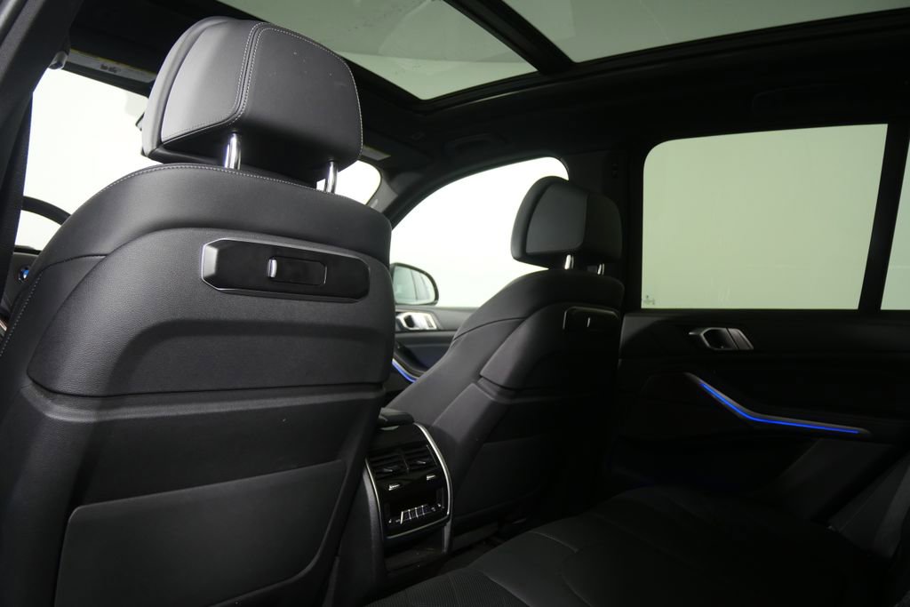 Used 2024 BMW X5 sDrive40i image 13