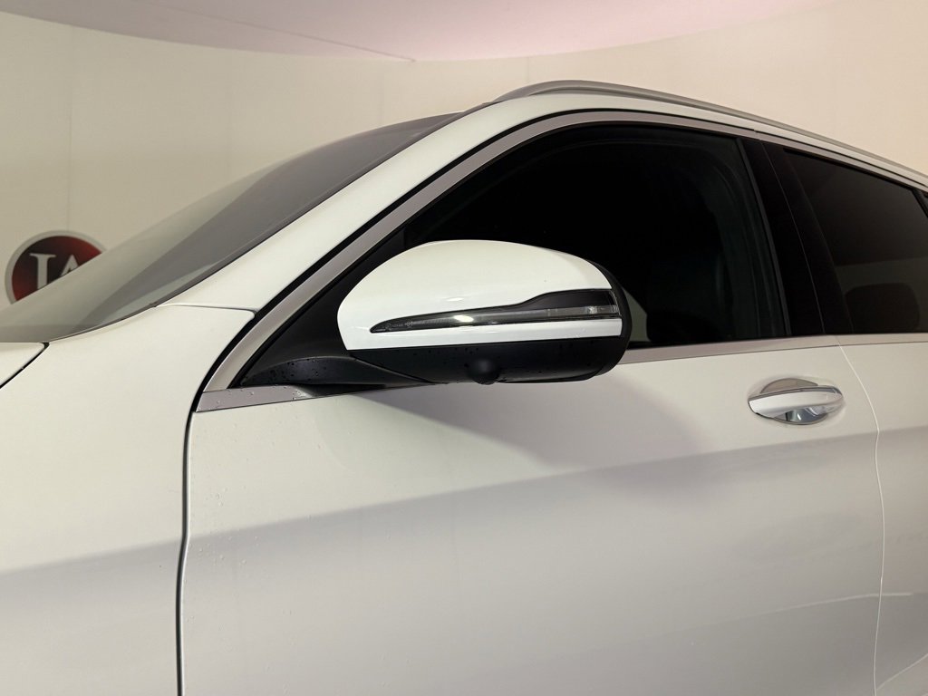 Used 2021 Mercedes-Benz GLC 300 4MATIC image 10