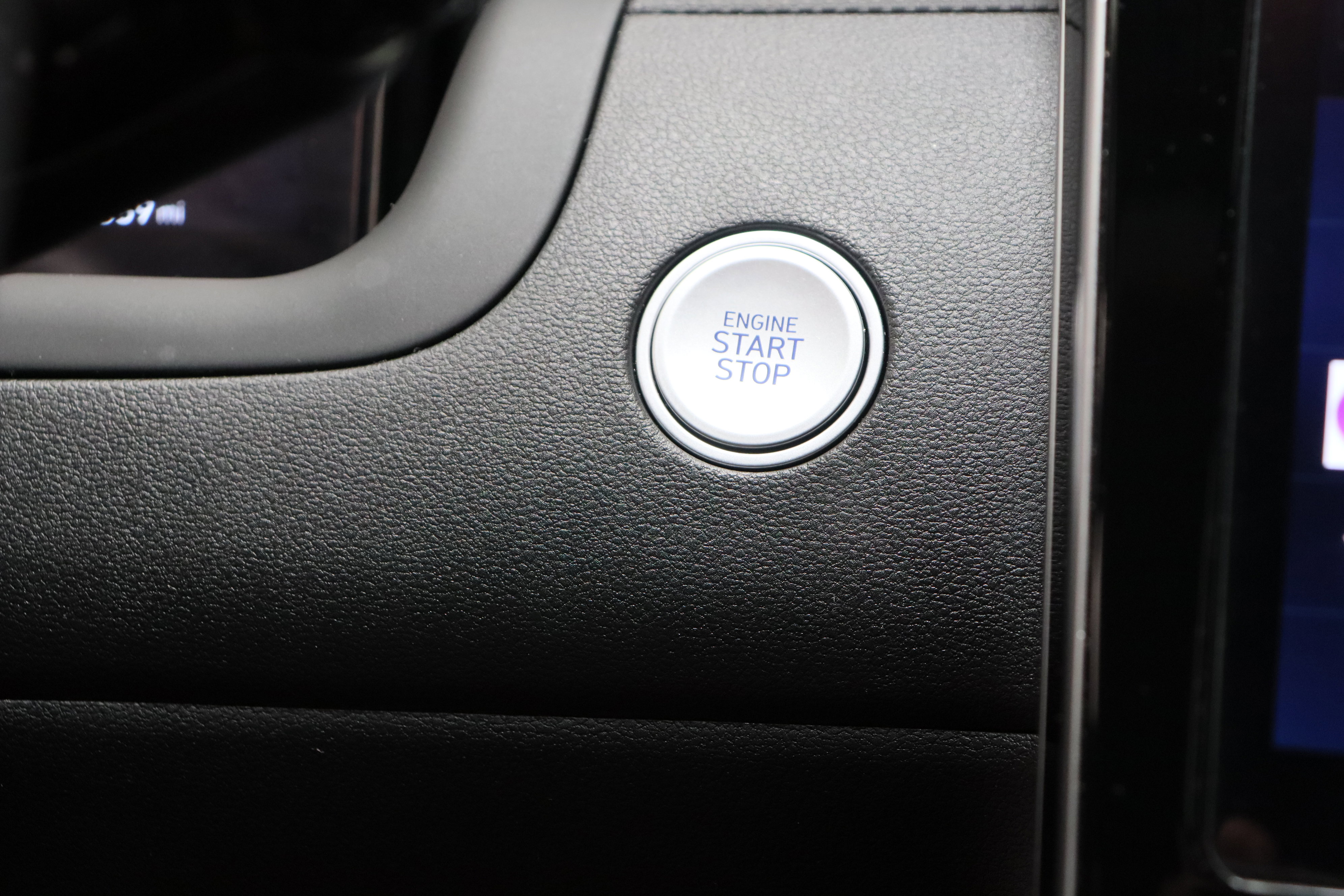 Used 2024 Hyundai Santa Cruz SEL w/ Activity Package FWD image 18