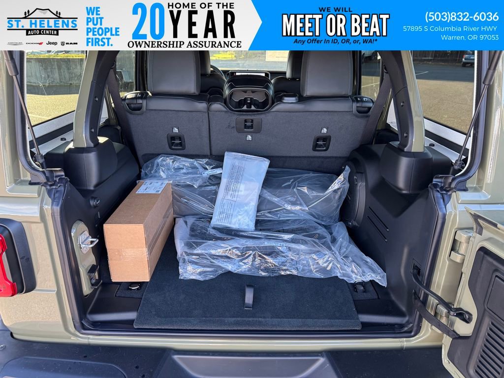 New 2026 Jeep Wrangler Unlimited Rubicon AWD/4WD image 8
