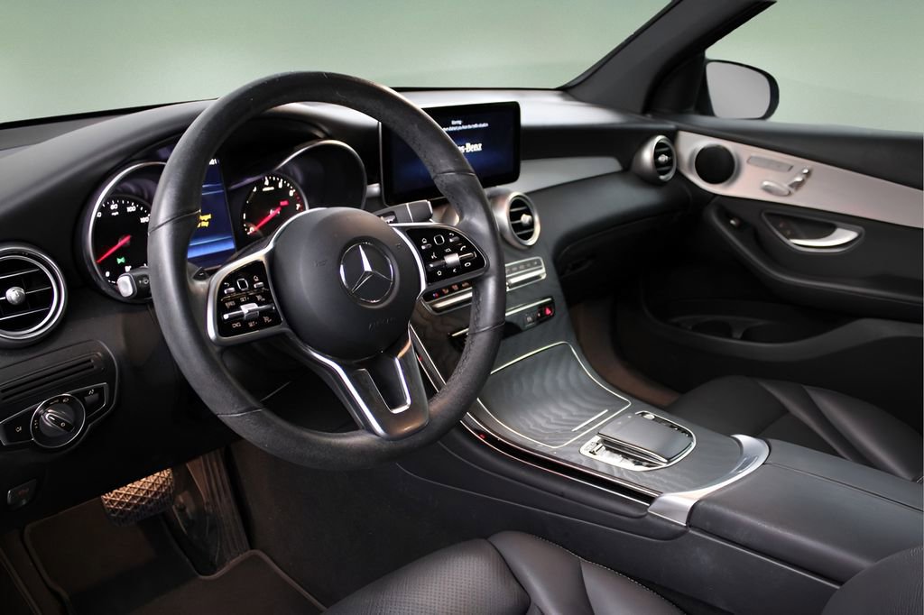 Used 2021 Mercedes-Benz GLC 300 image 13