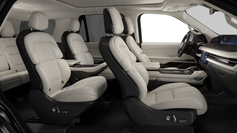 New 2027 Lincoln Navigator Reserve AWD/4WD image 28