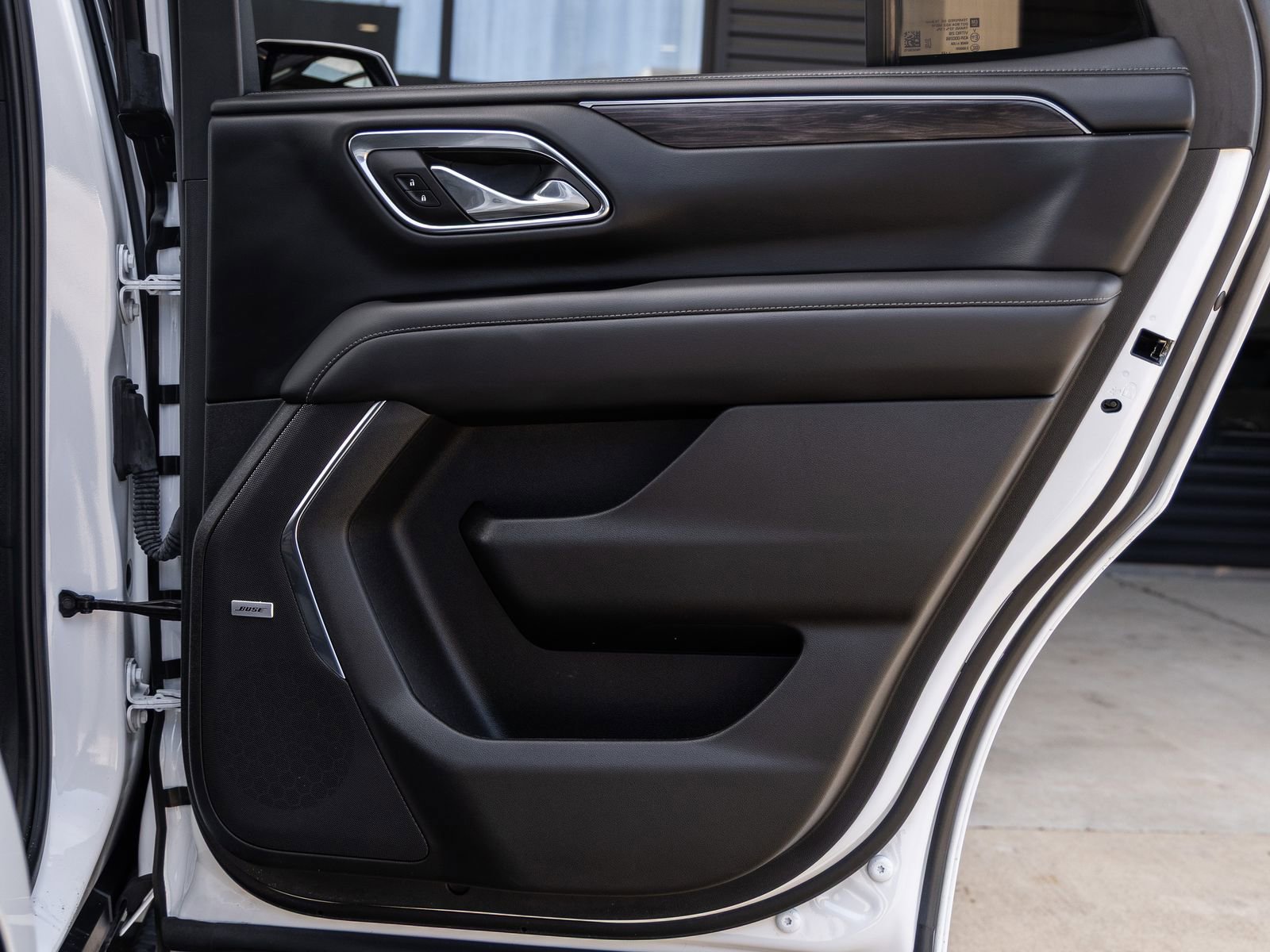 Used 2023 Chevrolet Tahoe Z71 w/ Luxury Package image 37