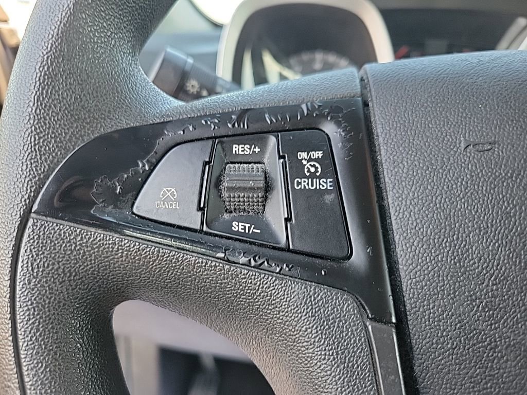 Used 2017 Chevrolet Equinox LS image 18