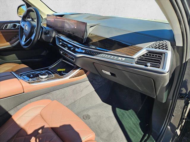 Certified 2024 BMW X7 xDrive40i image 23