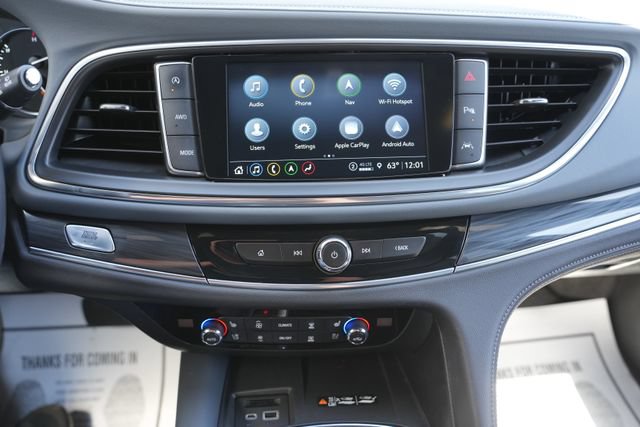 Used 2024 Buick Enclave Premium AWD/4WD image 29