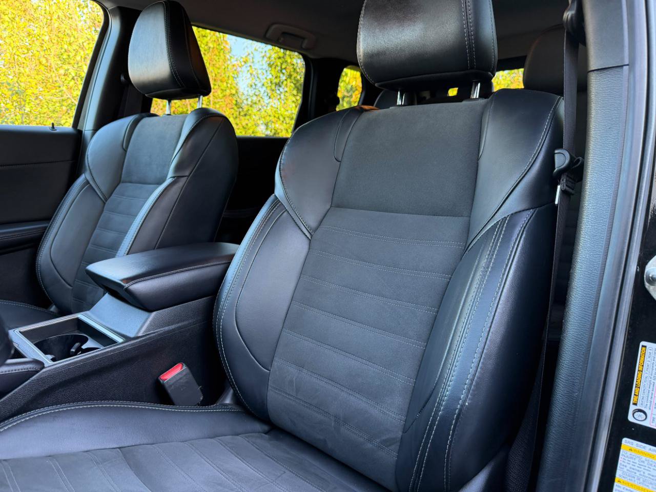 Used 2024 Mitsubishi Outlander SE FWD image 16