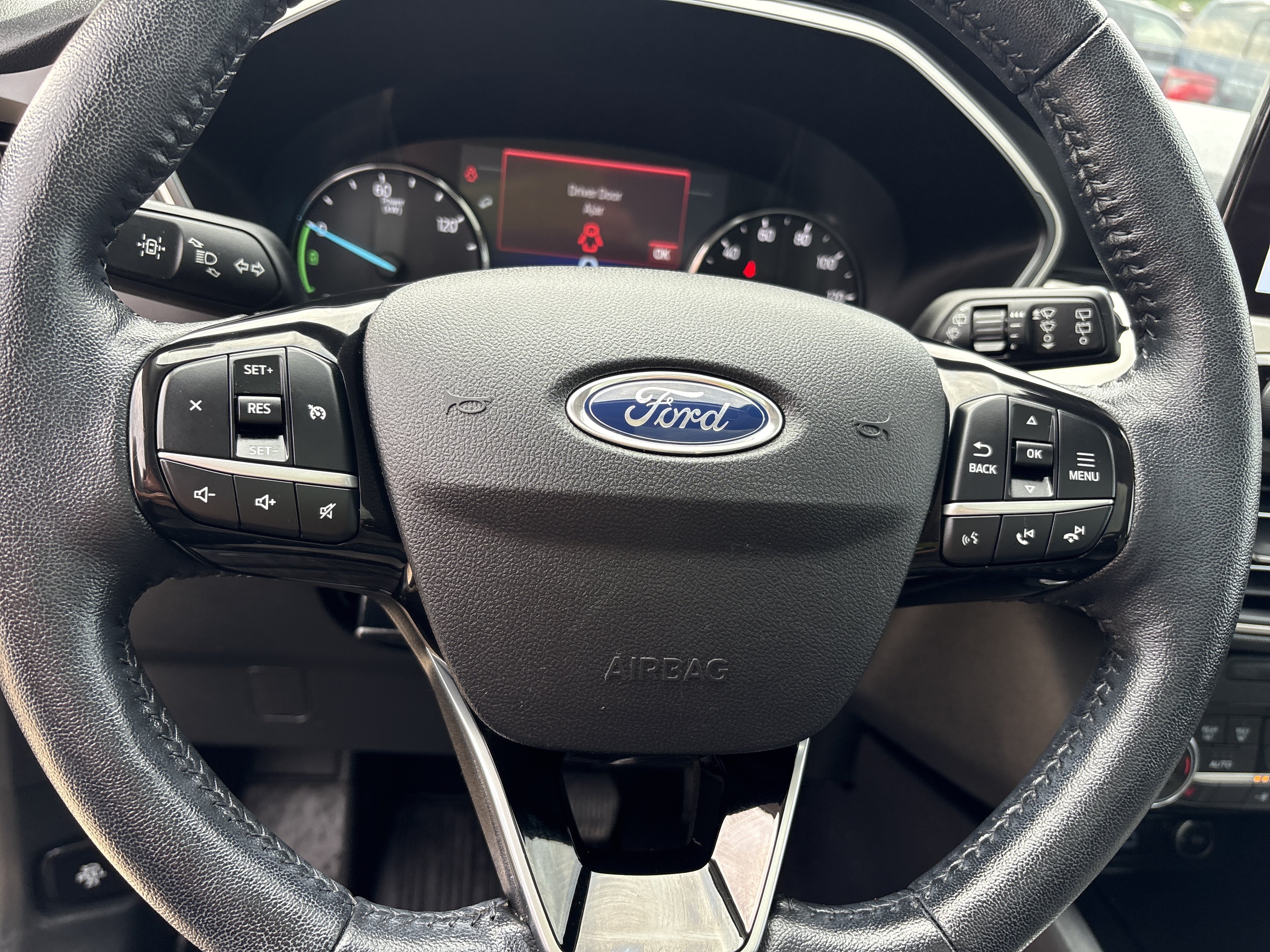 Used 2021 Ford Escape SE w/ SE Sport Appearance Package FWD image 14