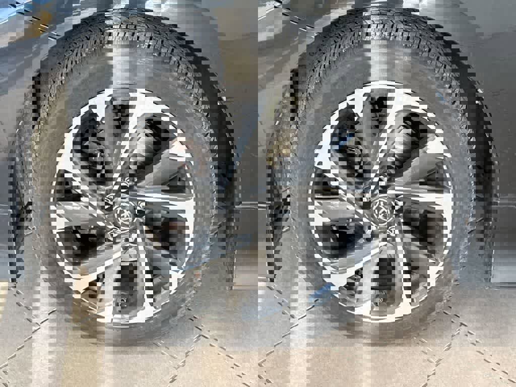 Used 2017 Toyota Corolla iM image 14