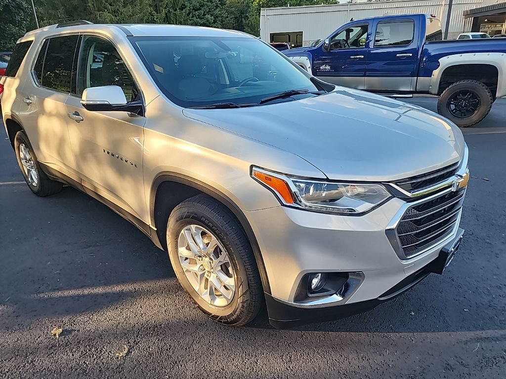 Used 2018 Chevrolet Traverse LT AWD/4WD image 3