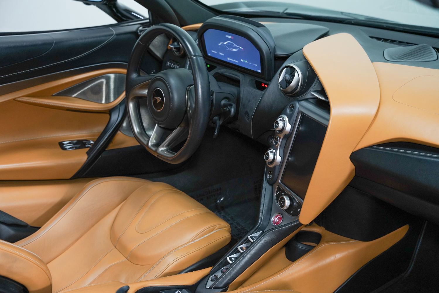 Used 2020 McLaren 720S Luxury image 31