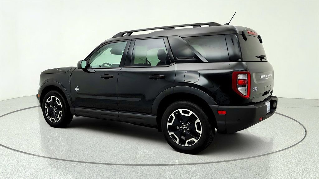 Used 2023 Ford Bronco Sport Outer Banks w/ Tech Package AWD/4WD image 7