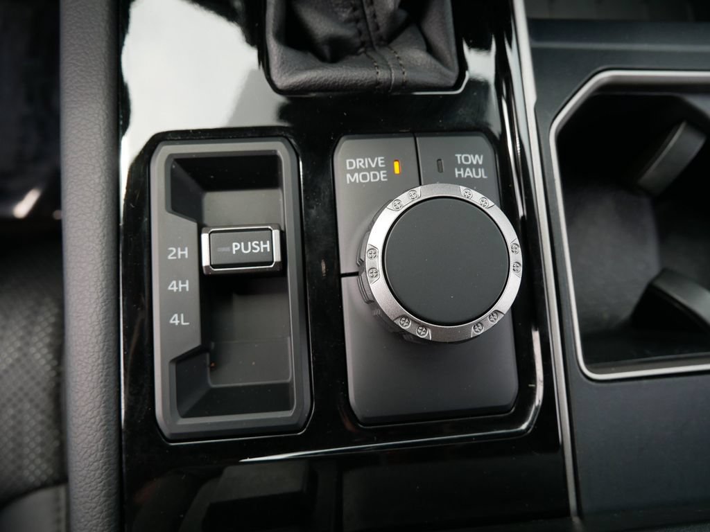Used 2023 Toyota Tundra Limited w/ Power Package AWD/4WD image 22
