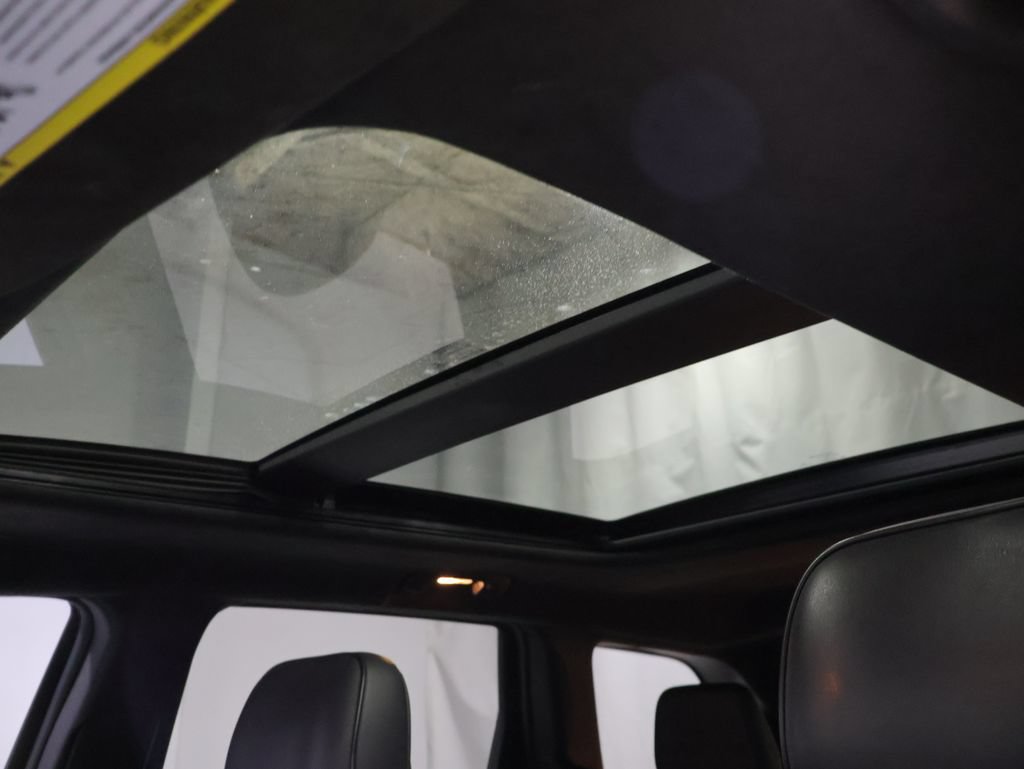 Used 2014 Jeep Grand Cherokee Summit AWD/4WD image 30