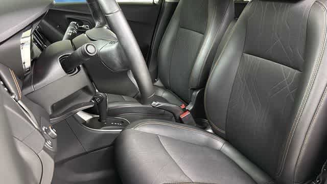 Used 2018 Chevrolet Trax LT w/ LT Convenience Package AWD/4WD image 25