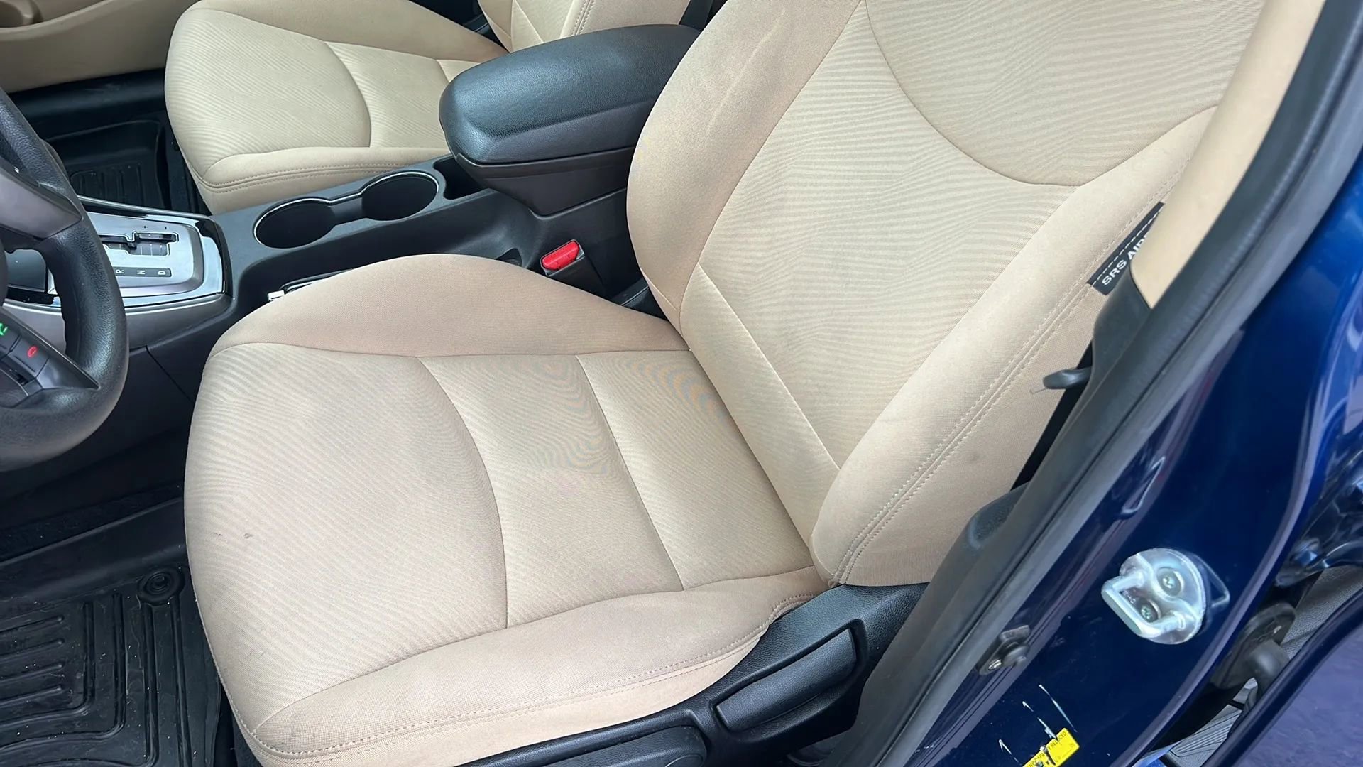 Used 2013 Hyundai Elantra GLS w/ Preferred Pkg FWD image 18