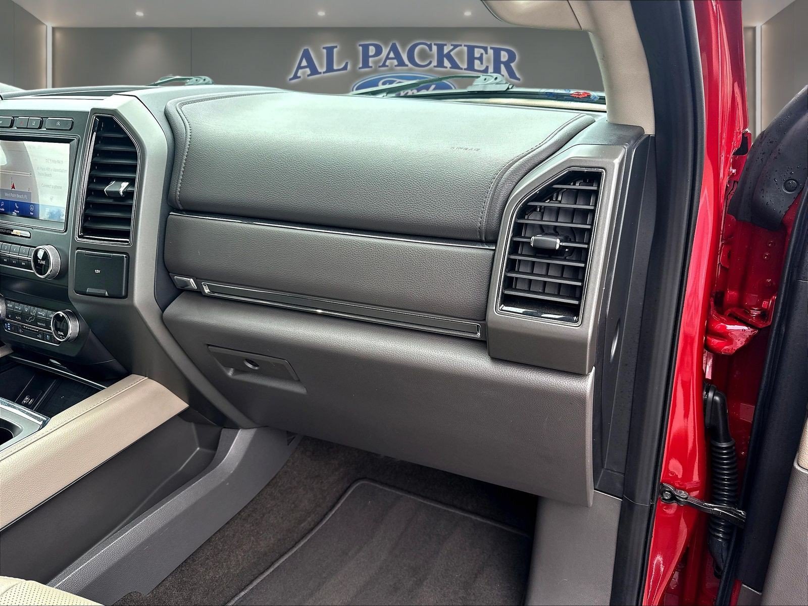 Certified 2021 Ford Expedition XLT RWD image 30