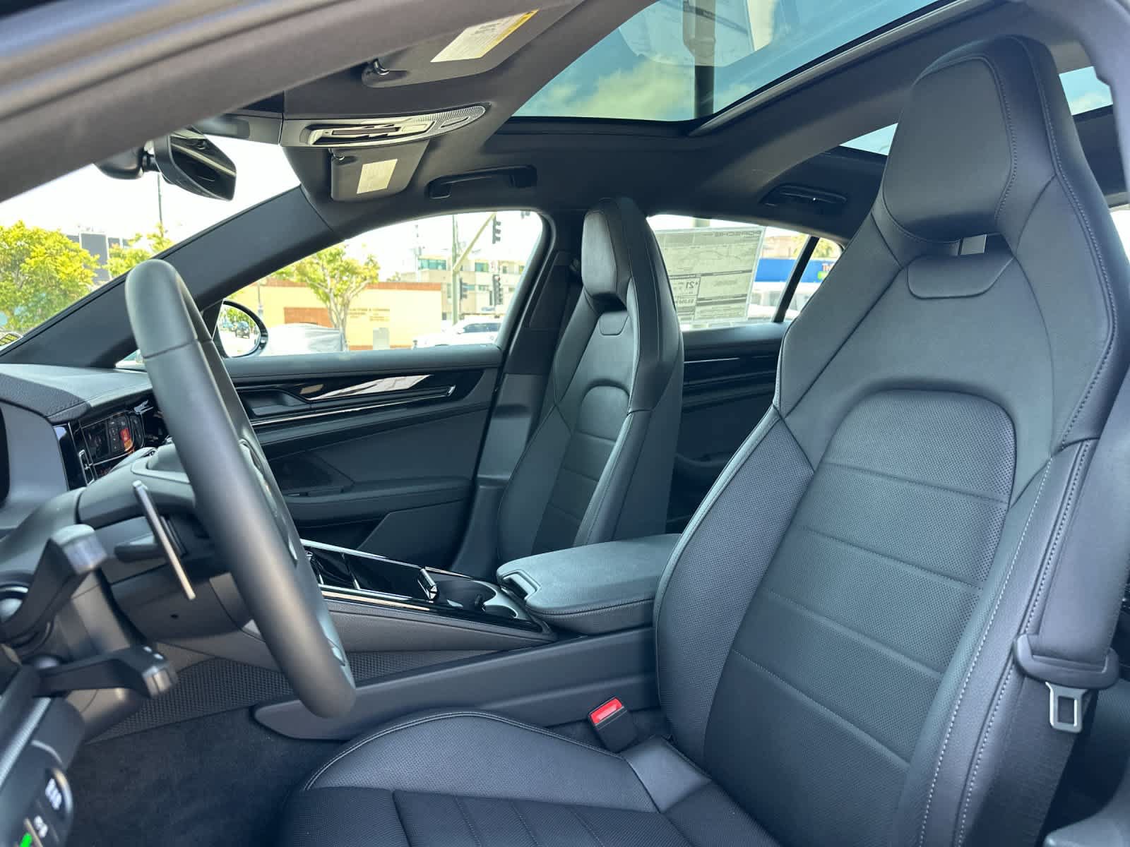New 2025 Porsche Panamera 4 AWD/4WD image 5