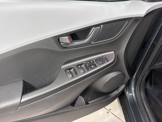 Used 2019 Hyundai Kona SE AWD/4WD image 9