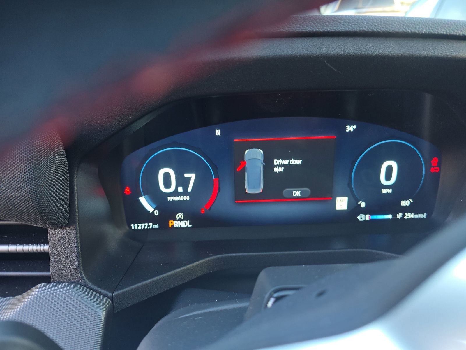 Used 2025 Ford Explorer ST-Line w/ Premium Package image 7