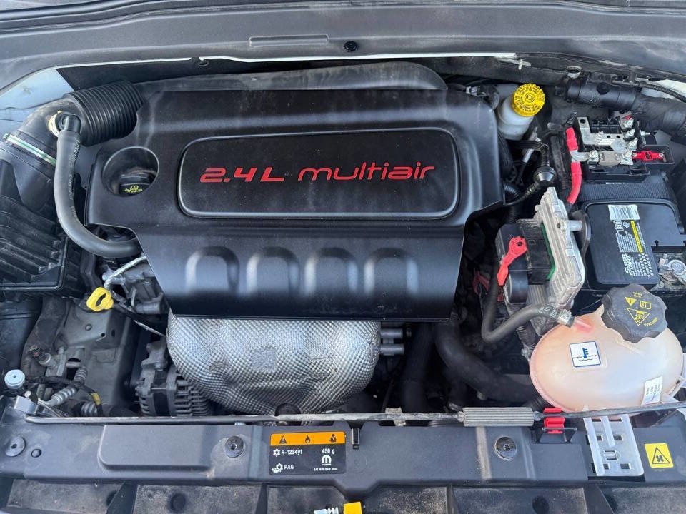 Used 2020 Jeep Renegade Latitude FWD image 30