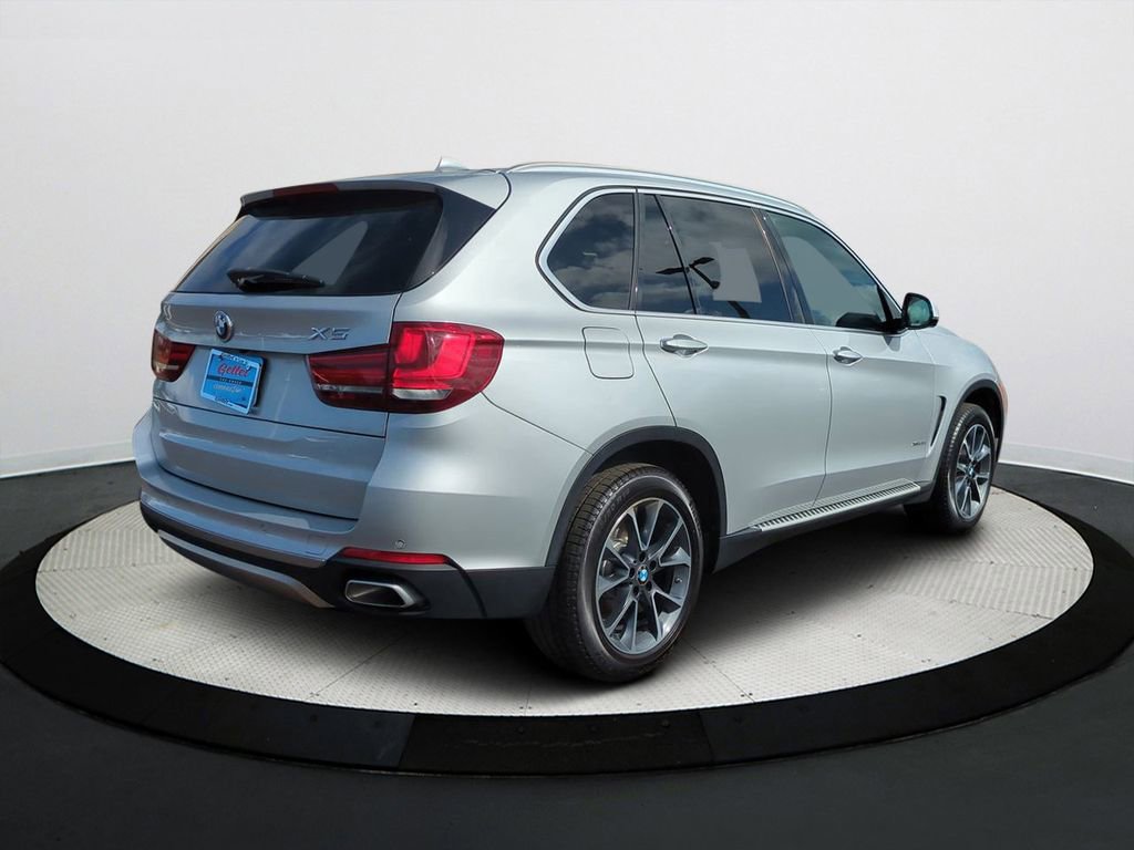 Used 2018 BMW X5 xDrive35i w/ Driving Assistance Package image 4