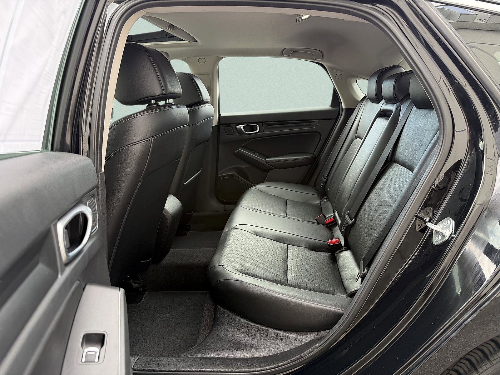 Certified 2024 Honda Civic EX-L image 24