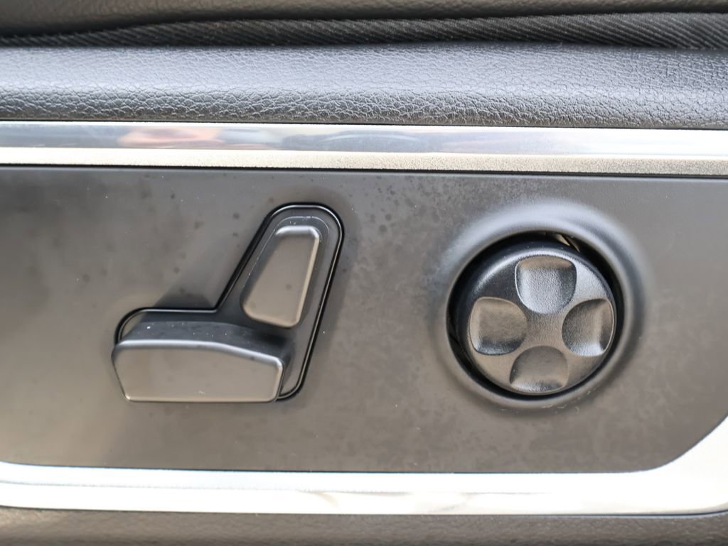 Used 2021 RAM 1500 Laramie AWD/4WD image 14