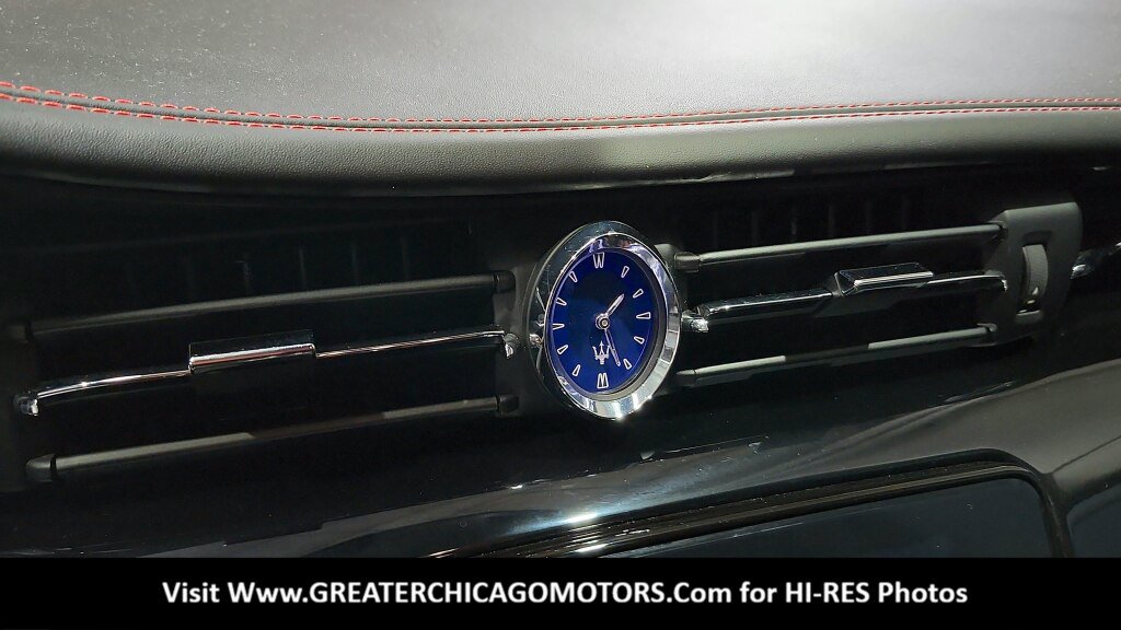 Used 2017 Maserati Quattroporte S GranSport RWD image 28